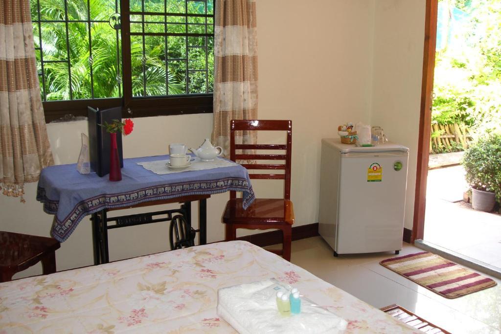 Home Stay Stc Bed And Breakfast Udon Thani Zimmer foto